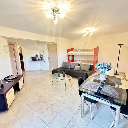 Endless Blue Garden Villa *