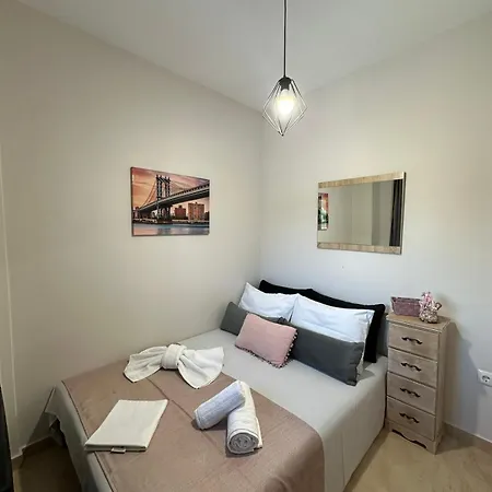 Endless Blue Garden PalaiónTsiflíkion