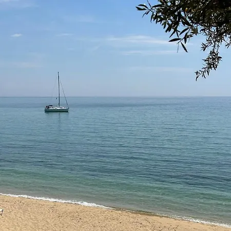 Endless Blue Garden PalaiónTsiflíkion