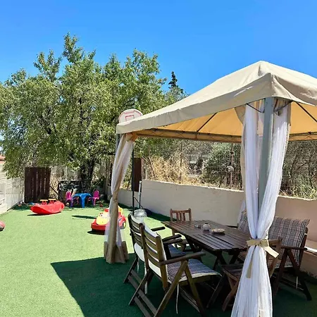 Endless Blue Garden Villa