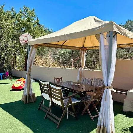 Endless Blue Garden Villa PalaiónTsiflíkion