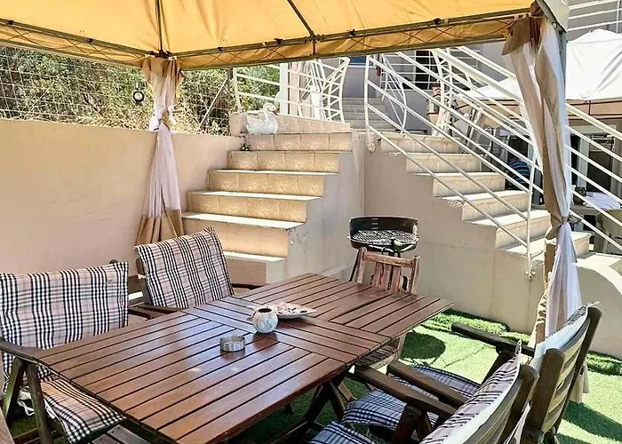 Endless Blue Garden *